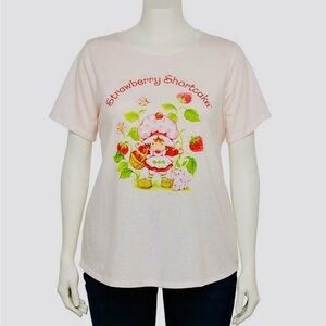 NWT Women’s Strawberry Shortcake Graphic Tee in Baby Pink Size 0X
